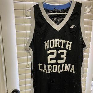 ‘82  Nike UNC Jordan Black Jersey Size Medium